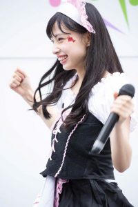 鶴巻星奈さん画像