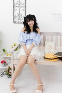 鶴巻星奈さん画像