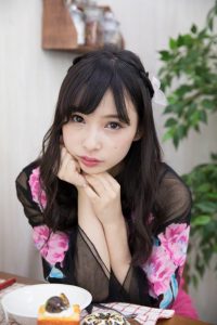 鶴巻星奈さん画像