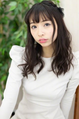 鶴巻星奈さん画像