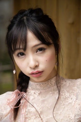 鶴巻星奈さん画像